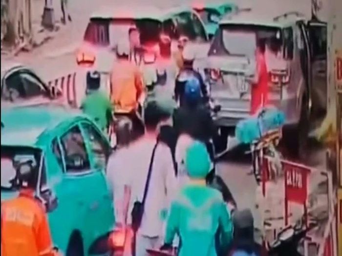 Khởi tố, bắt tạm giam tài xế đánh người gần Bệnh viện Từ Dũ-2
