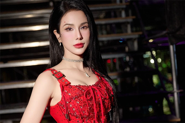 Diệp Lâm Anh: Hãy thương xót tiểu tam-4