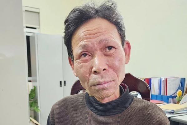 Xin bỏ qua không được, người vi phạm nồng độ cồn đổ chất bẩn cản trở CSGT-2