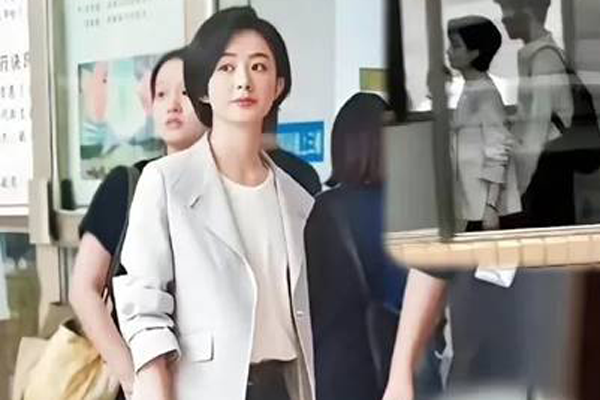 Triệu Lệ Dĩnh: Cô gái nông thôn, bị miệt thị ngoại hình trở thành sao hạng A-5