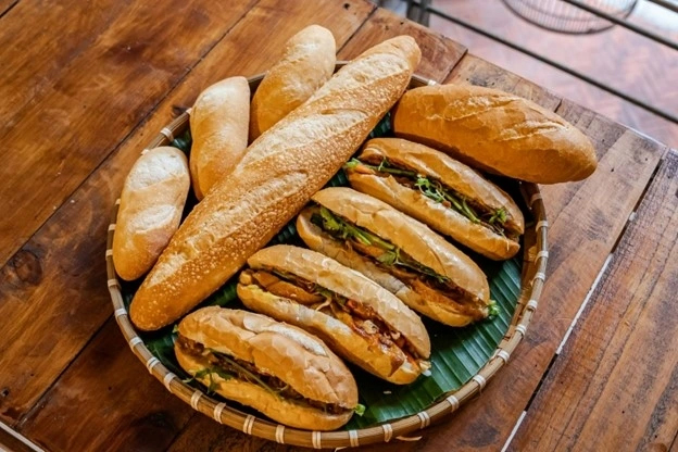 Bánh mì ngon, bổ, rẻ” nhưng ăn kiểu này chẳng khác gì tự rước họa vào thân”-2