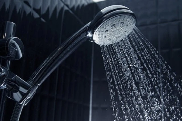 Lan truyền chữa đột quỵ bằng máy sấy tóc, bác sĩ cảnh báo nguy hiểm-3