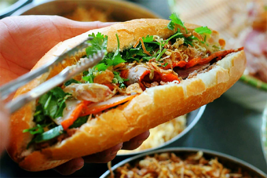 Ăn bánh mì hàng ngày có tốt không?