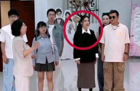 Cái kết gậy ông đập lưng ông cho nữ diễn viên hạng A làm tiểu tam, dùng mọi thủ đoạn để săn đại gia-1