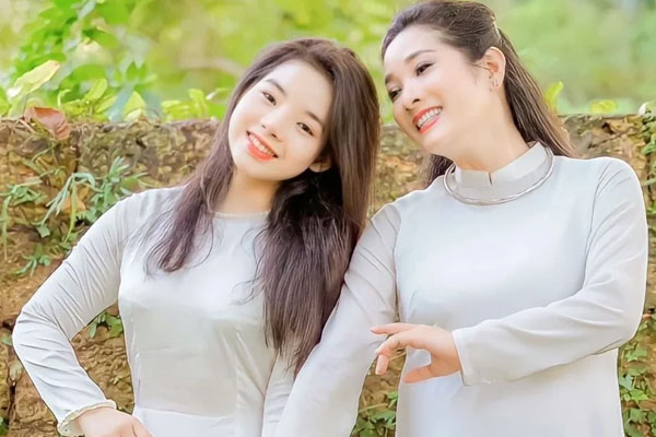 Cuộc sống của Thanh Thanh Hiền và Chế Phong sau khi ly hôn-6