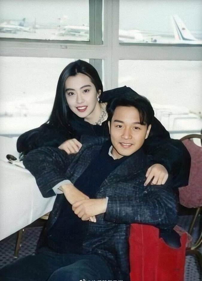 Khoảnh khắc selfie ở tuổi U60 của Vương Tổ Hiền ra sao mà gây bão MXH?-5