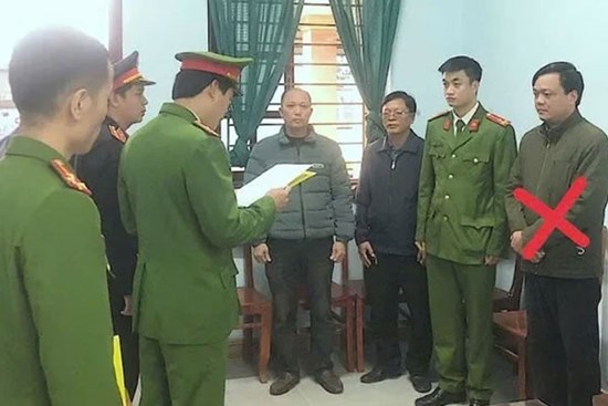 Bắt tài xế ô tô không có bằng lái gây tai nạn chết người