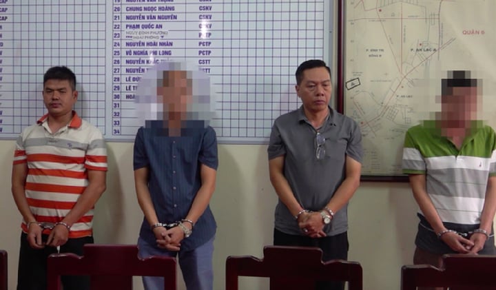 Công an TP.HCM bắt 4 kẻ mua bán chất độc Xyanua-1