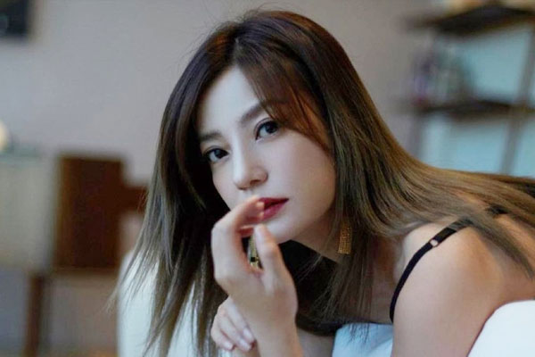 Triệu Vy tháo chạy-5