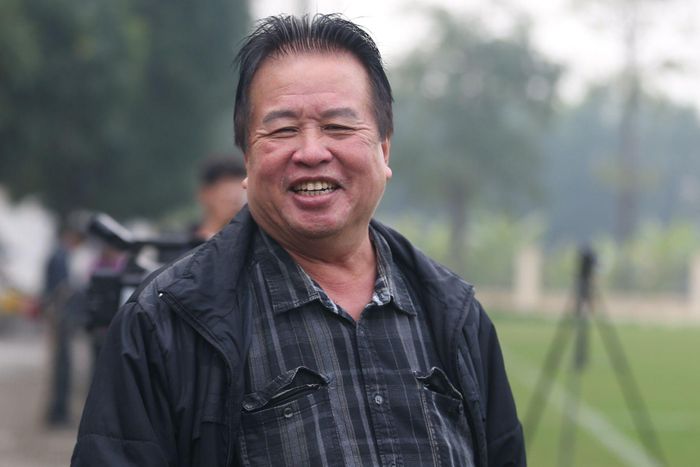 Những chia sẻ rất thật của bố Nguyễn Filip về việc con trai ngồi dự bị-1