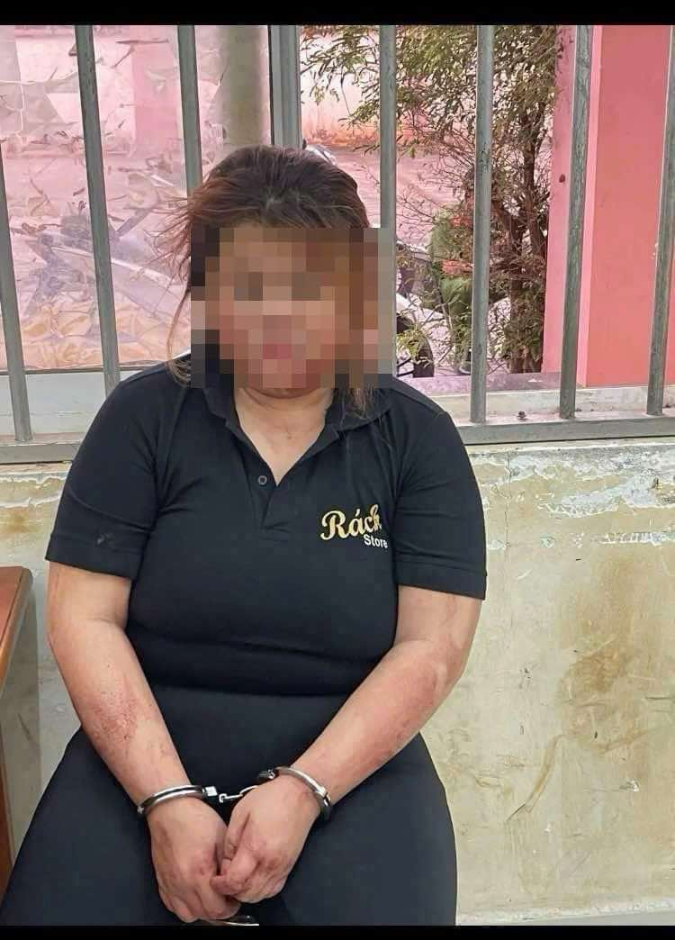 Cô gái đâm chồng hờ tử vong, ở lại phòng trọ cùng nạn nhân đến khi bị bắt giữ-1