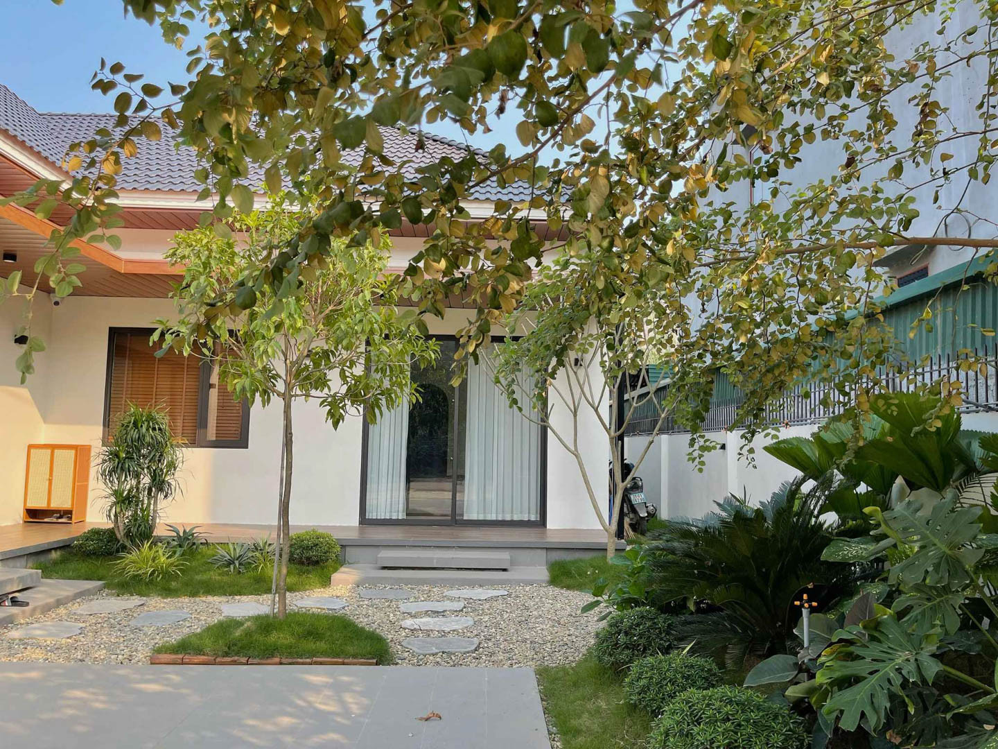 Ông bố trẻ đưa vợ con rời TPHCM, xây tổ ấm đẹp như mơ ở Lào Cai-2