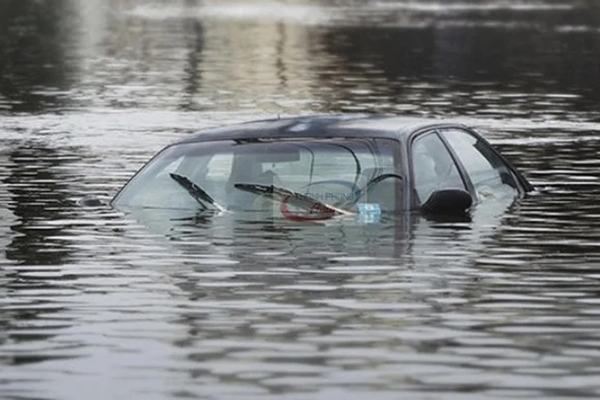 Cách phát hiện ô tô cũ đã bị sơn lại-2