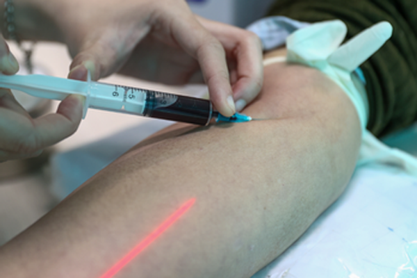 Người đàn ông tá hỏa phát hiện ung thư sau lần đi khám để yên tâm đón Tết”-2