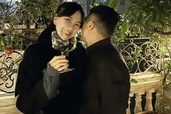 MC Mai Ngọc lộ bụng bầu đang lớn dần, thổ lộ không phải gồng mình đón Tết năm nay-11