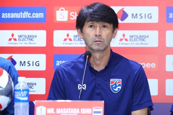 Bà mẹ nhảy múa mừng Xuân Son ghi bàn gây sốt mạng, hỏi con gái một câu ngỡ ngàng-3