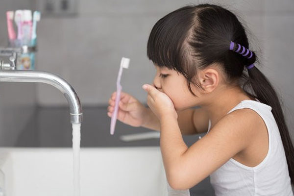 Cách xử trí khi trẻ bị bệnh nấm miệng-2