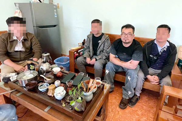 Vạch trần thủ đoạn ‘biến’ thuốc nhỏ mắt Trung Quốc thành Nhật Bản-2