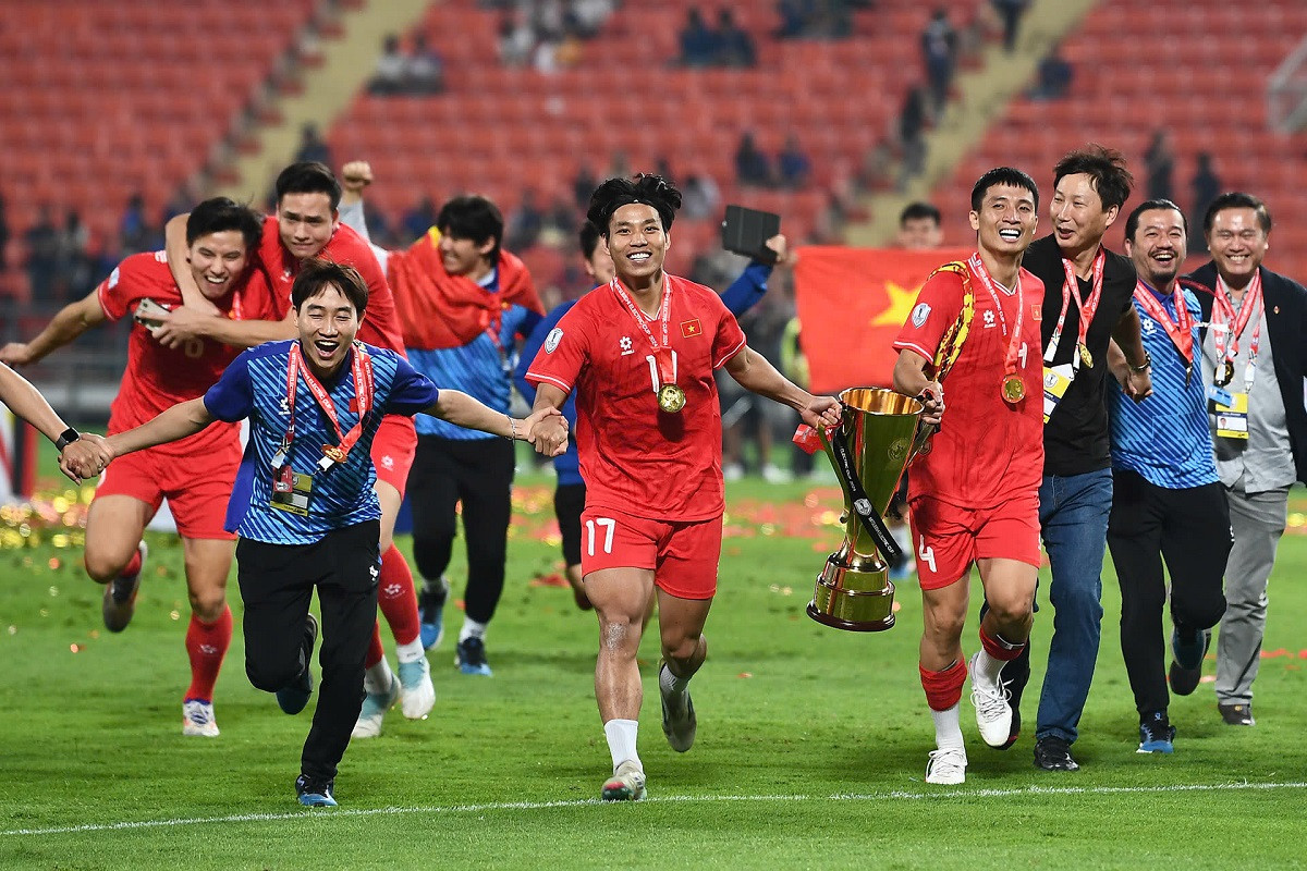 Việt Nam vô địch ASEAN Cup 2024 nghẹt thở trên đất Thái: Ngạo nghễ-3