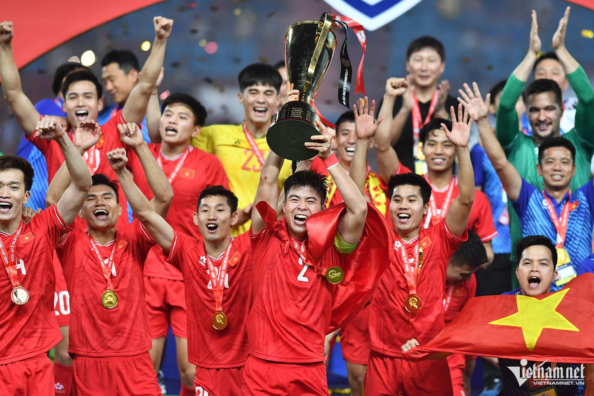 Việt Nam vô địch ASEAN Cup 2024 nghẹt thở trên đất Thái: Ngạo nghễ-4