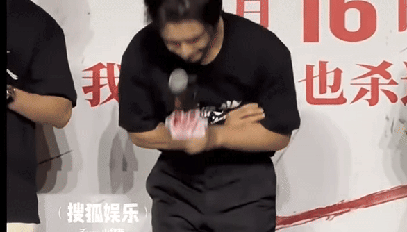 Chuyện gì đang xảy ra với Huỳnh Hiểu Minh?-3