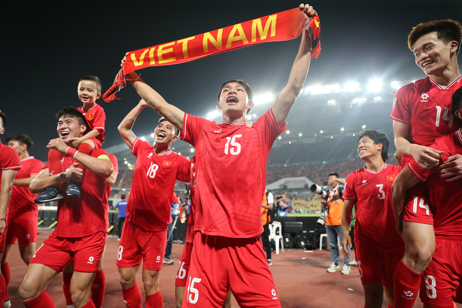 Vô địch ASEAN Cup, tuyển Việt Nam nhận thưởng 35 tỉ đồng-1