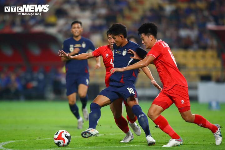 Báo Thái Lan chê tuyển Việt Nam, hạ thấp uy tín AFF Cup-1