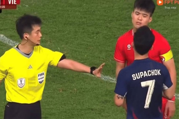 Thua tuyển Việt Nam, Thái Lan không đuổi việc HLV-2