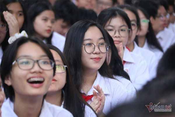 Tuyển sinh sai tiêu chí, 4 cán bộ ở Thanh Hóa bị khởi tố-2