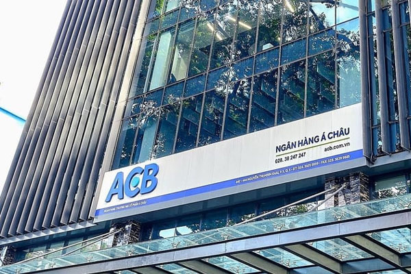 Điểm mặt đại gia bị bắt trong sòng bạc đặc biệt lớn ở TPHCM-4