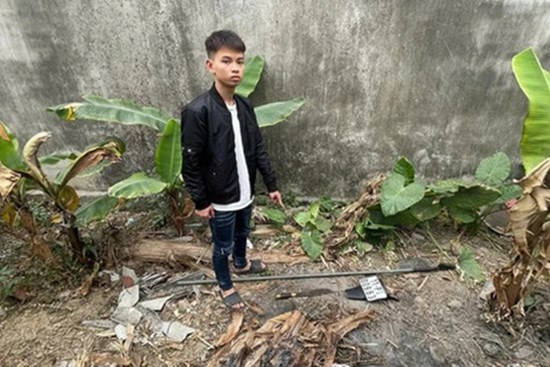 Cảnh báo trào lưu chặt biển số xe để khoe chiến tích trên TikTok