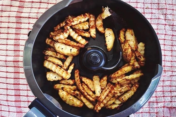 Mẹo làm sạch nồi chiên không dầu bị rỉ sét-3