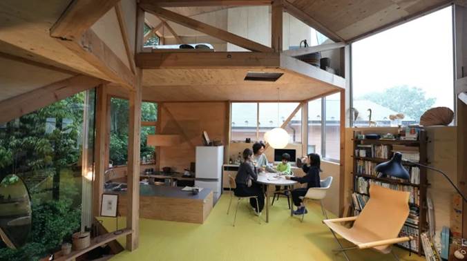 Rời phố về quê, người đàn ông chi 8 tỷ đồng xây biệt thự gỗ giữa rừng: Diện tích 95m2 thoáng mát, được tạp chí kiến trúc khen ngợi hết lời-3