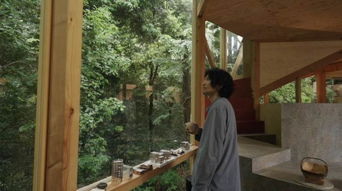 Rời phố về quê, người đàn ông chi 8 tỷ đồng xây biệt thự gỗ giữa rừng: Diện tích 95m2 thoáng mát, được tạp chí kiến trúc khen ngợi hết lời-7