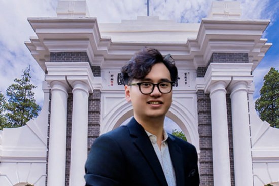 Chàng trai làm giám đốc ở tuổi 22, giành học bổng thạc sĩ Đại học Thanh Hoa