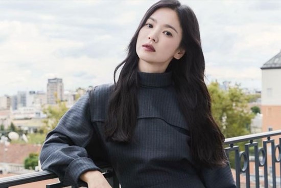 Song Hye Kyo 3 ngày không tắm gây sốt