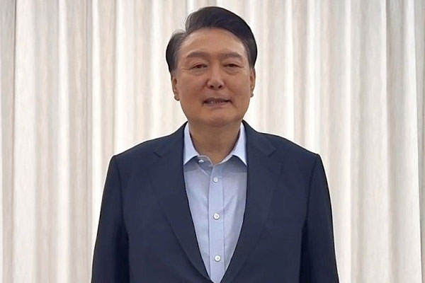 Tổng thống Hàn Quốc chúc mừng năm mới từ trại giam, bày tỏ nhớ người dân-2