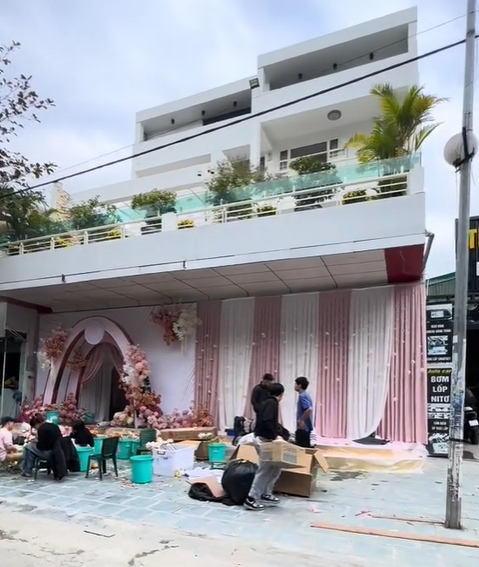 Gia thế của Á hậu Phương Nhi và cận cảnh ngôi nhà 3 tầng bề thế ở trung tâm TP. Thanh Hóa-7