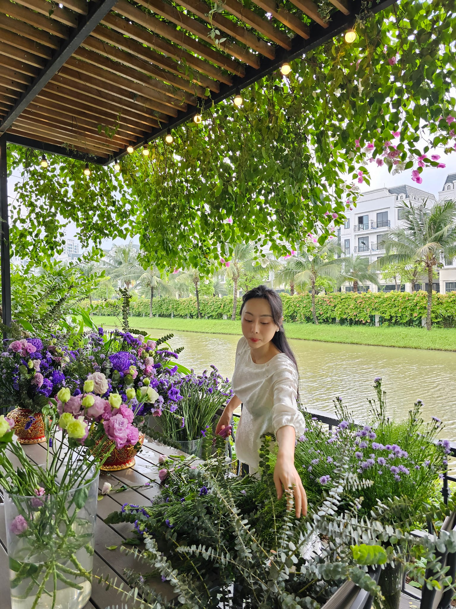 Làm con dâu tỷ phú Phạm Nhật Vượng, Á hậu Phương Nhi sẽ về ở khu biệt thự 500 tỷ - nơi nhiều sao Việt sinh sống?-7