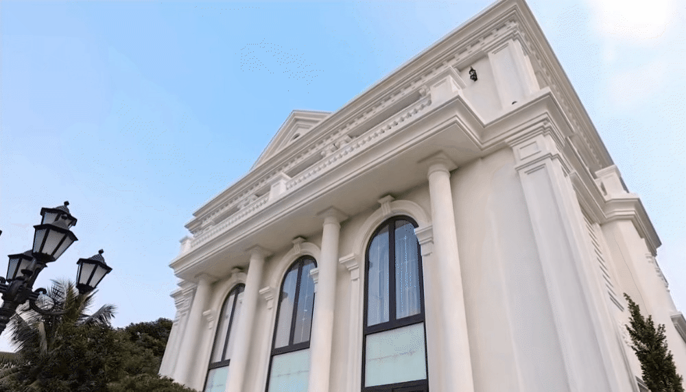 Làm con dâu tỷ phú Phạm Nhật Vượng, Á hậu Phương Nhi sẽ về ở khu biệt thự 500 tỷ - nơi nhiều sao Việt sinh sống?-6