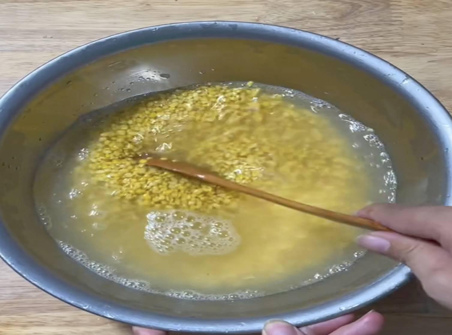 Cách làm bánh cốm đậu xanh đơn giản tại nhà-2