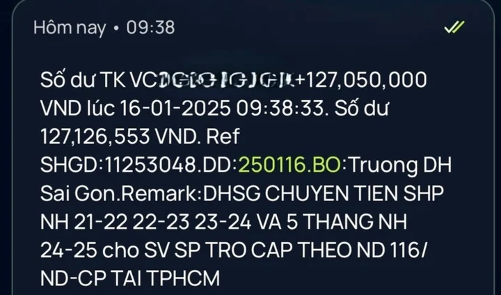 Cận Tết, tài khoản của nhiều sinh viên sư phạm ở TP.HCM nhận cả trăm triệu đồng-1