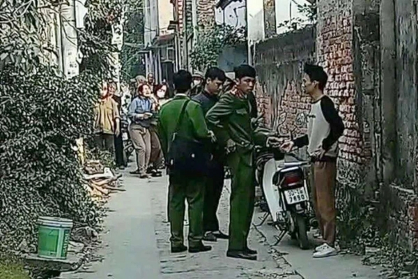 Vụ 4 người trong một gia đình tử vong: Bắt giữ người con trai là nghi phạm-2