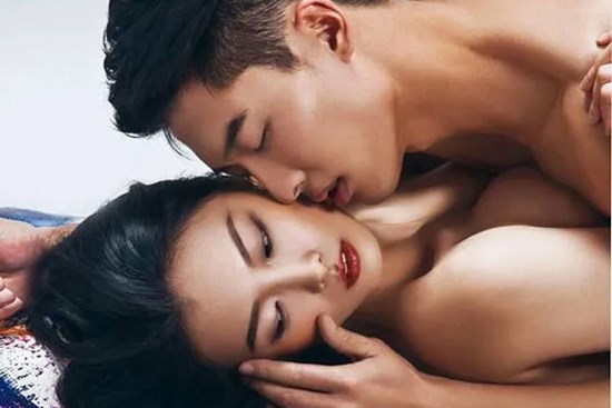 5 chiến thuật tăng hứng khởi giúp cuộc yêu thêm mới lạ