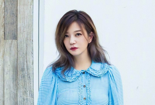 Triệu Vy lộ diện giữa scandal nghiêm trọng-2