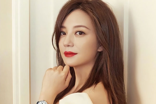 Loạt ảnh chưa từng tiết lộ của Triệu Vy, thay đổi 1 điều khiến hàng triệu người tiếc nuối-7