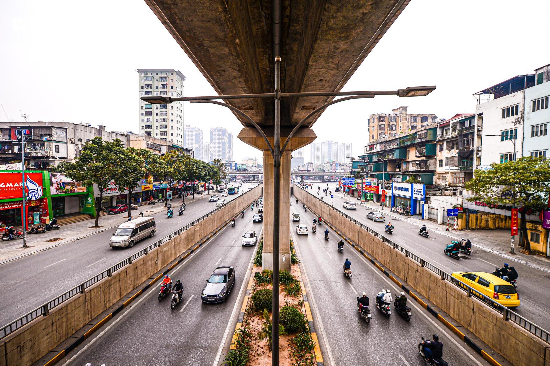 Lắp camera phạt nguội, tài xế che biển số phóng ngược chiều tại nút giao 4 tầng-1