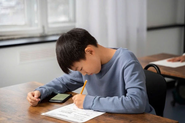 Mẹ làm nông, không biết chữ nhưng con trai đậu Harvard, tất cả là nhờ một phương pháp dạy con đơn giản nhưng hiệu quả-3