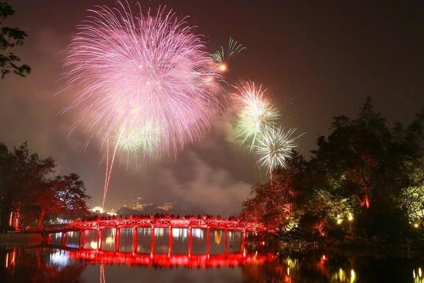 Chi tiết 15 điểm bắn pháo hoa mừng Tết Ất Tỵ 2025 ở TP.HCM-2