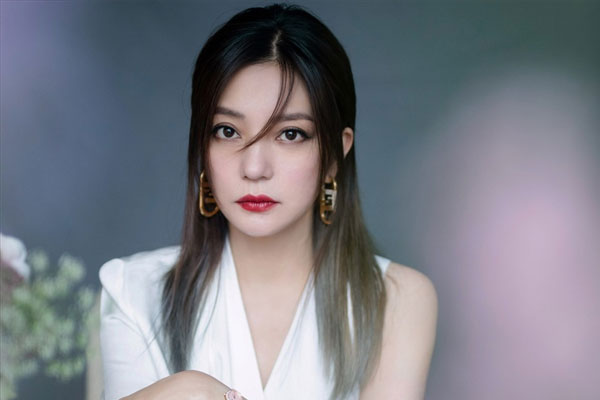 Triệu Vy lộ diện sau biến cố-4